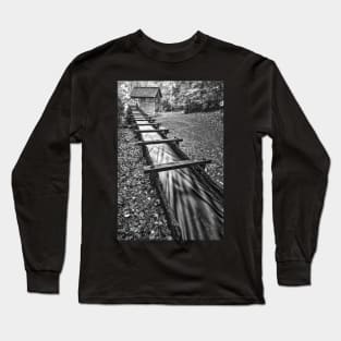 Mingus Mill - Black & White Long Sleeve T-Shirt